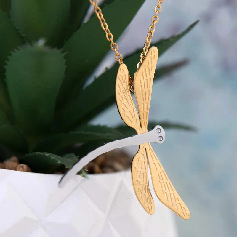 Corded tassel necklaces-Three-Dimensional Dragonfly Necklace