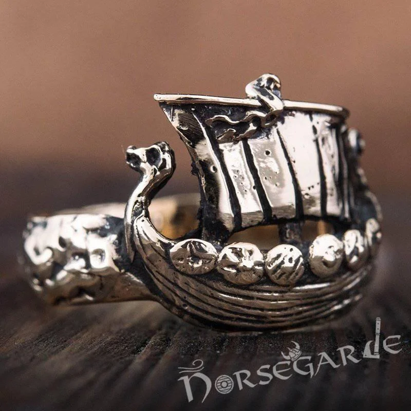 Ripple shape rings-Handcrafted Drakkar Figurine Ring - Bronze