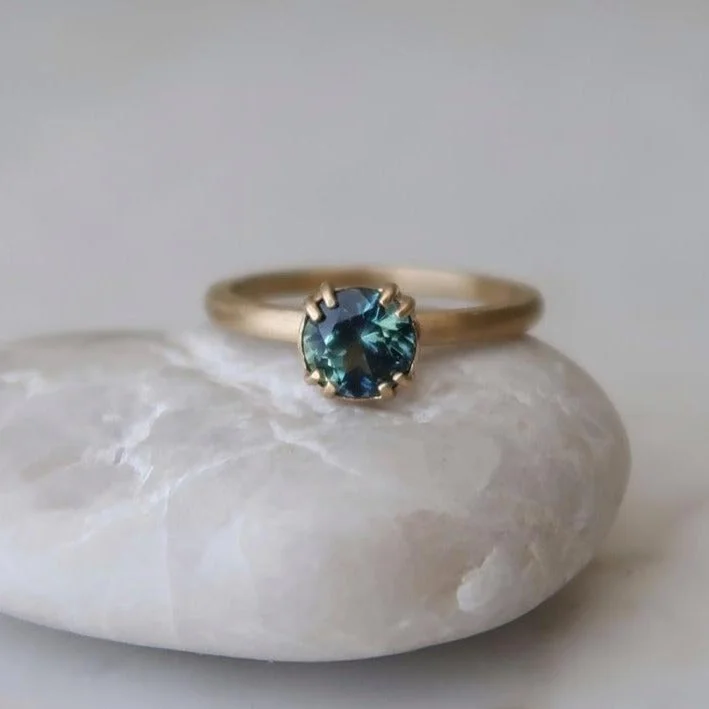 Solo dot rings-Blue Green Sapphire 8 Prong Ring | 14K Yellow Gold