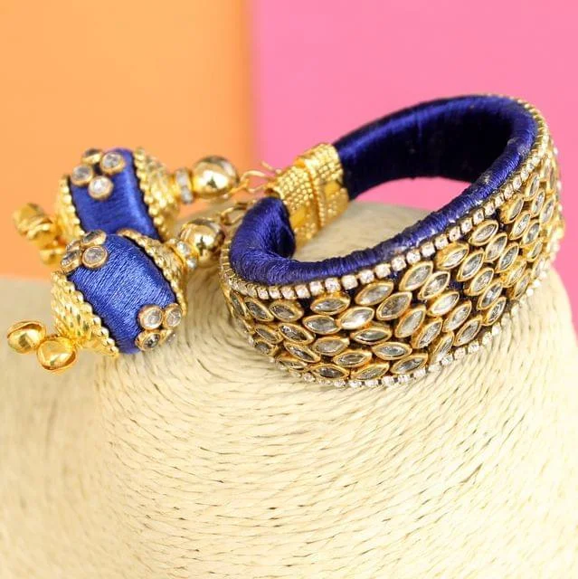 Crisp modern bracelets-Silk Thread Mani Kundan Bracelet